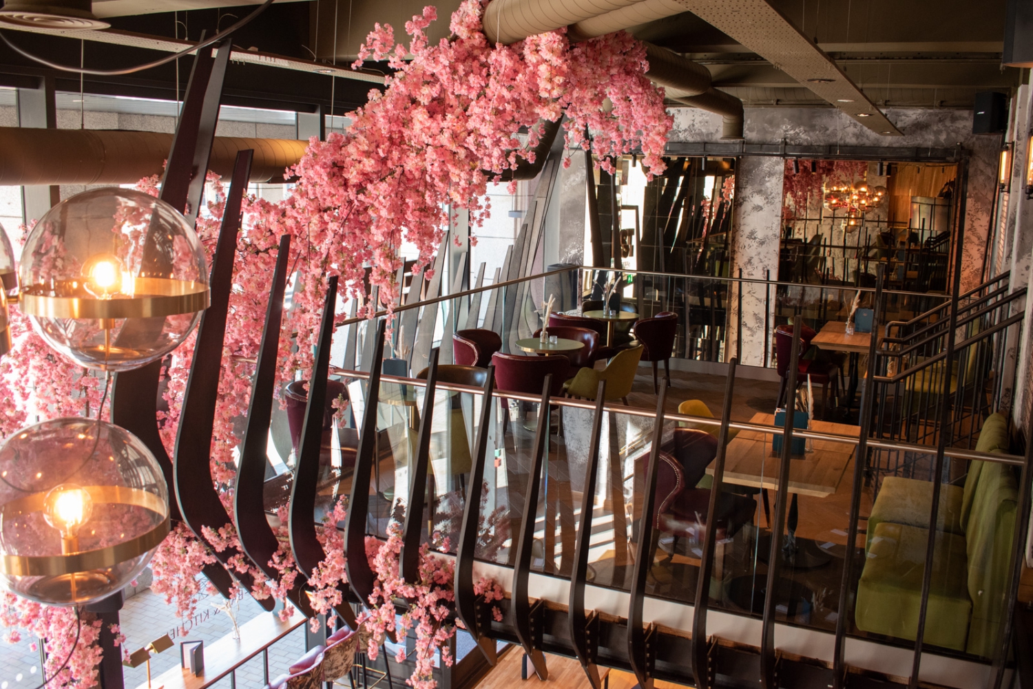SINTILLATE Bank Holiday Bottomless Brunch at Nest