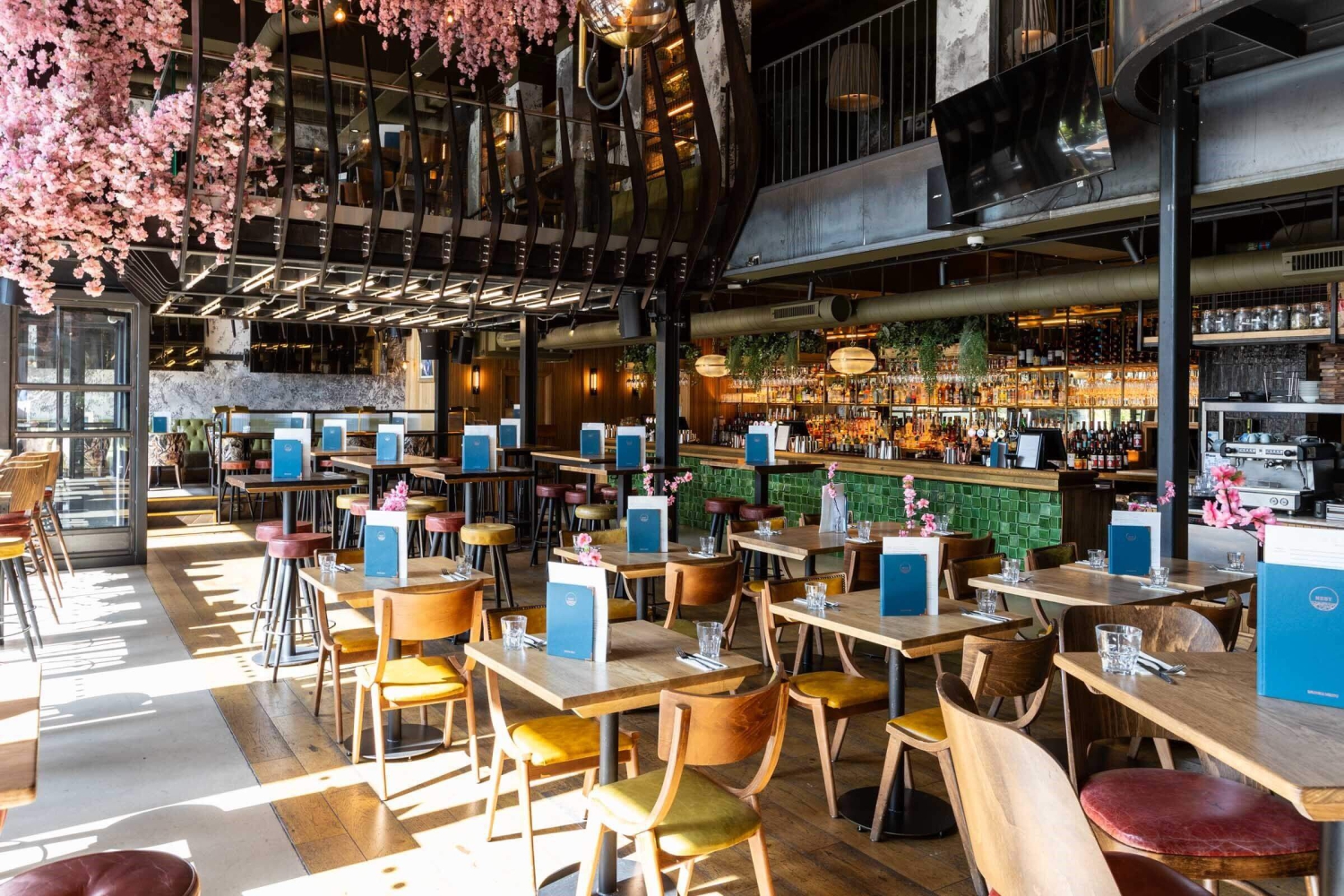 SINTILLATE Bank Holiday Bottomless Brunch at Nest
