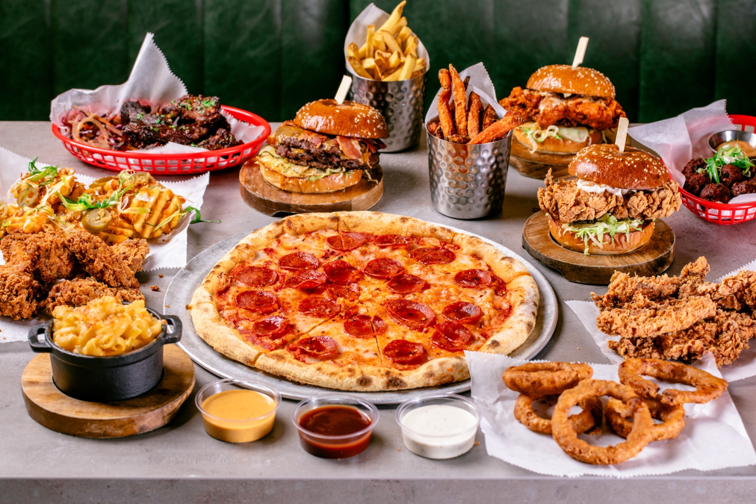 SINTILLATE Bank Holiday Bottomless Party Brunch at The 411