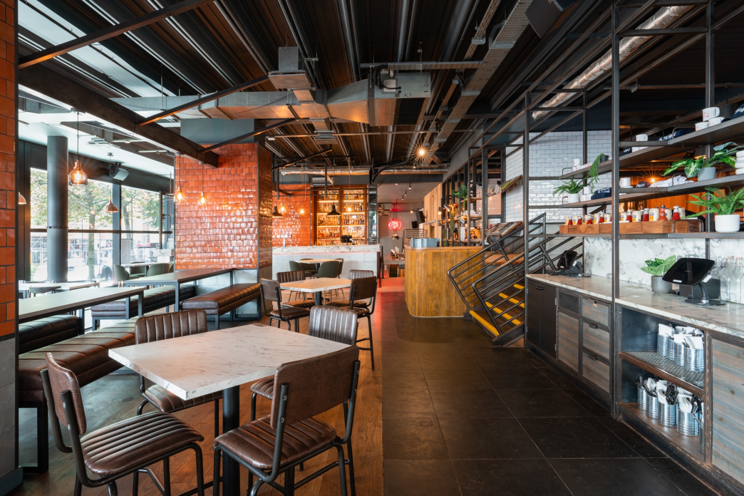 SINTILLATE Bank Holiday Bottomless Party Brunch at The 411