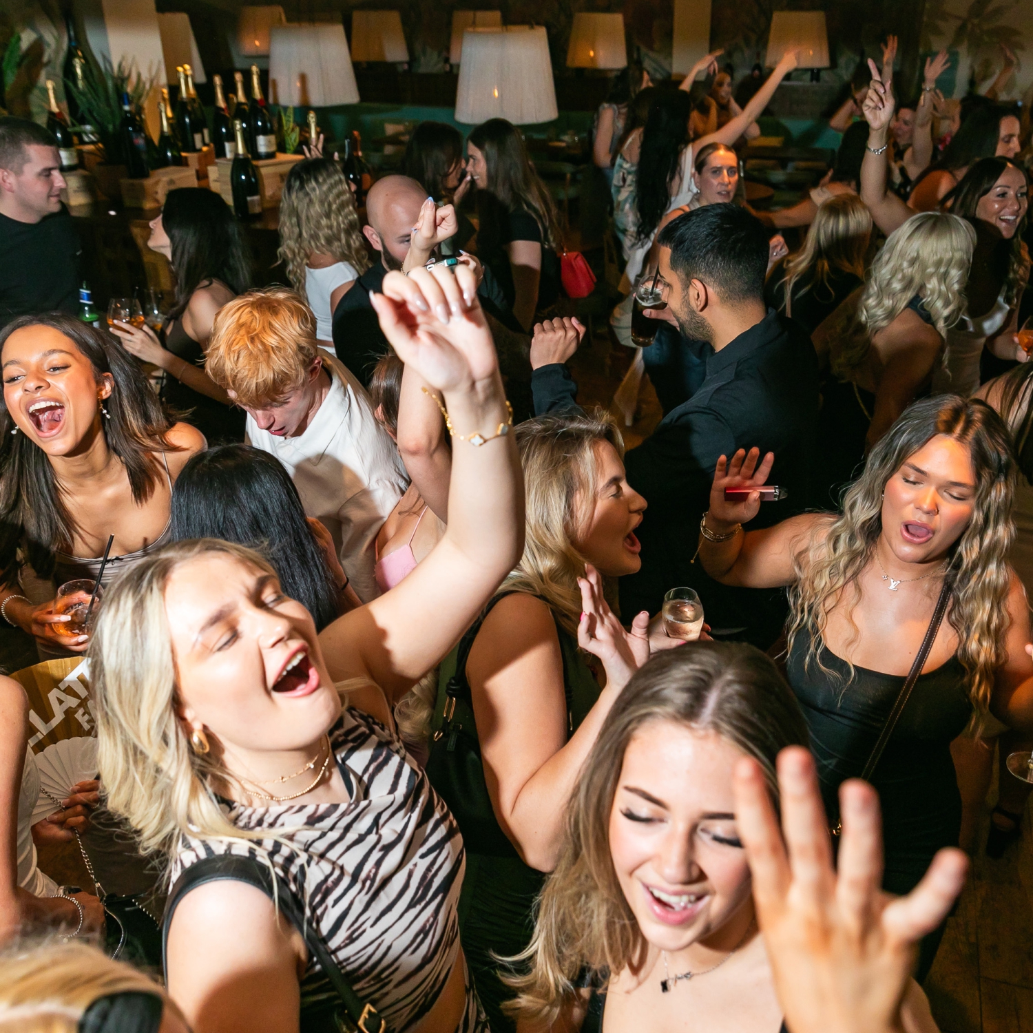 SINTILLATE Bank Holiday Bottomless Party Brunch at The 411