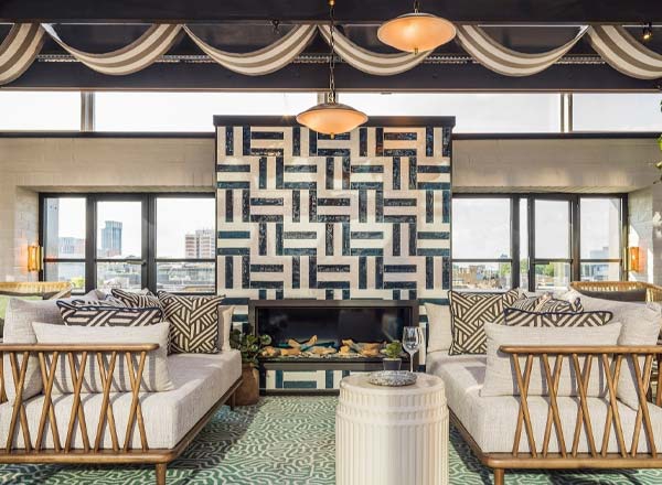 SINTILLATE Bottomless Brunch at 45th & 7th