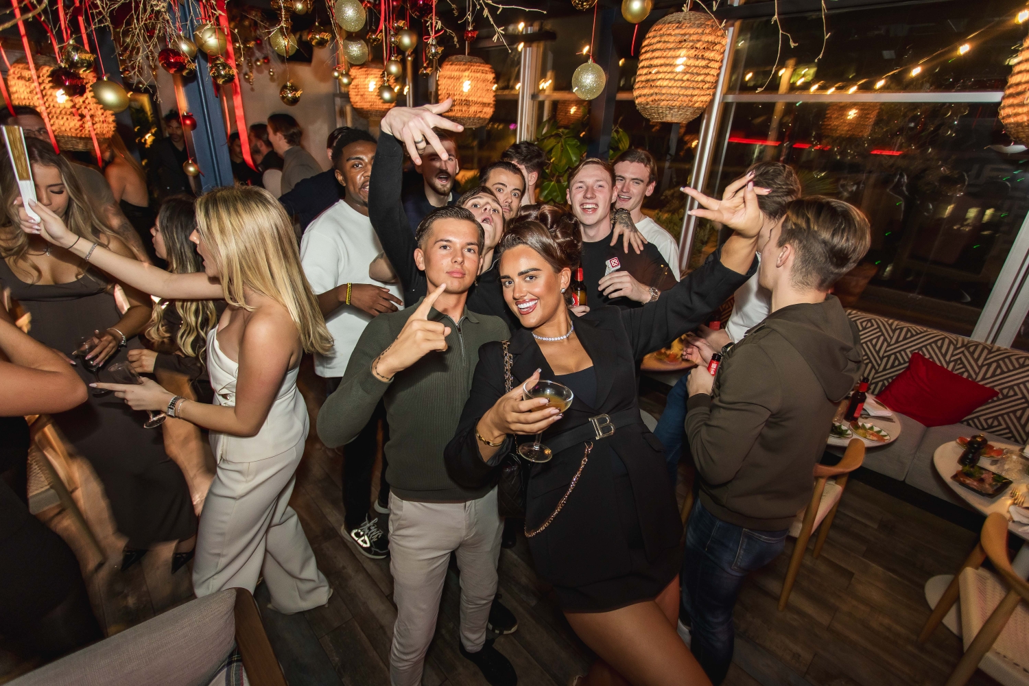 SINTILLATE Bottomless Brunch at 45th & 7th