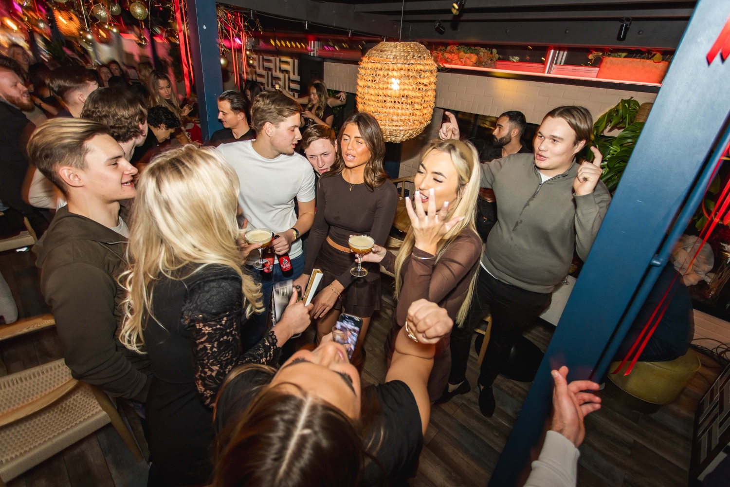 SINTILLATE Bottomless Brunch at 45th & 7th