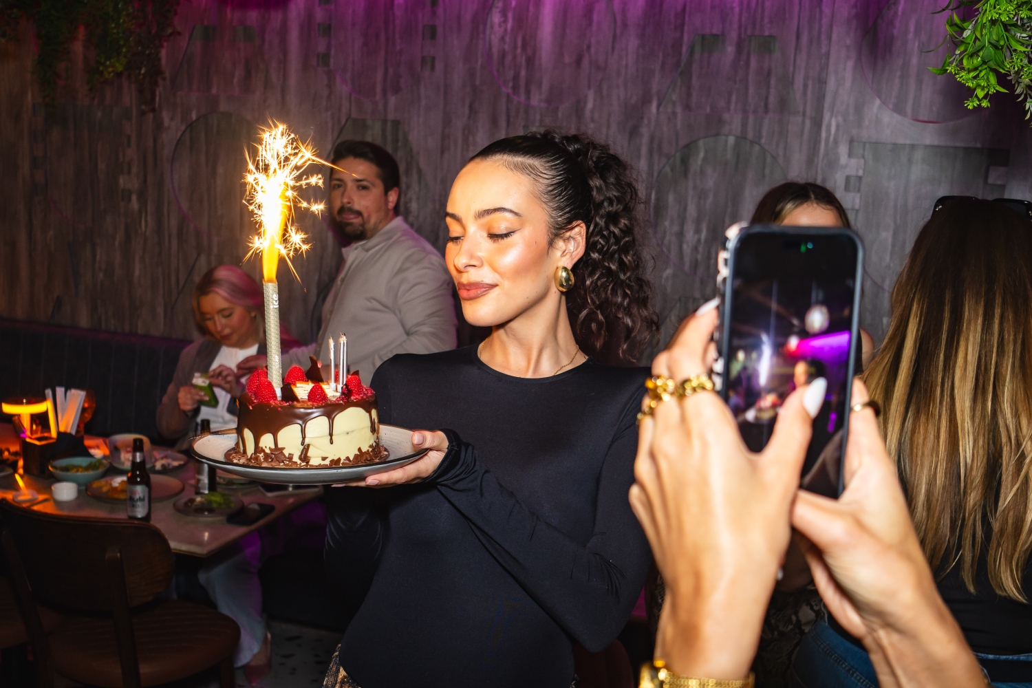 SINTILLATE Bottomless Brunch at Gilgamesh