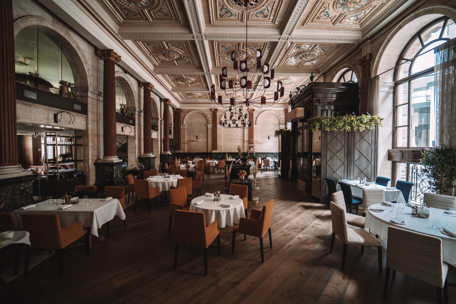 SINTILLATE Bottomless Brunch at Piazza Italiana
