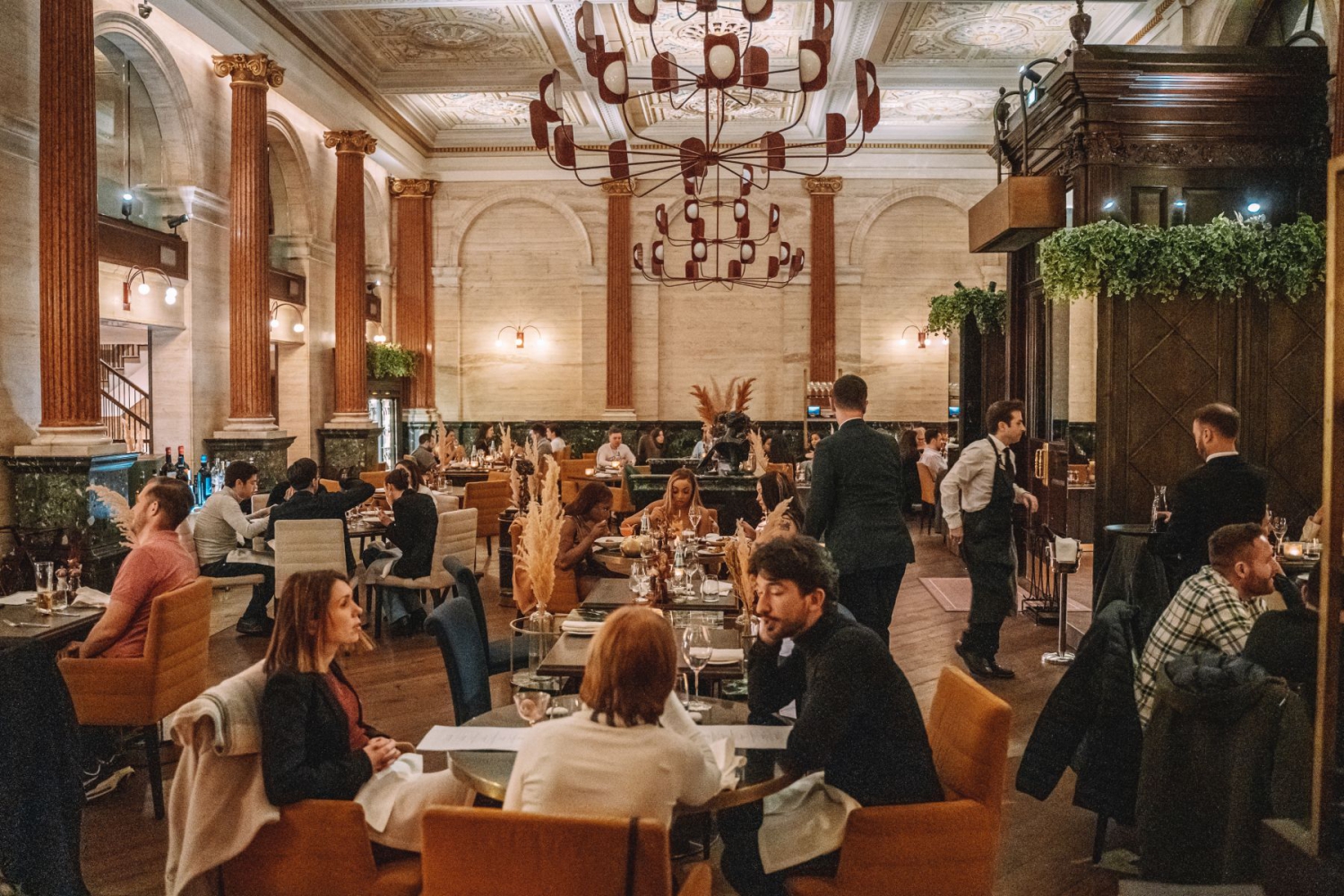 SINTILLATE Bottomless Brunch at Piazza Italiana