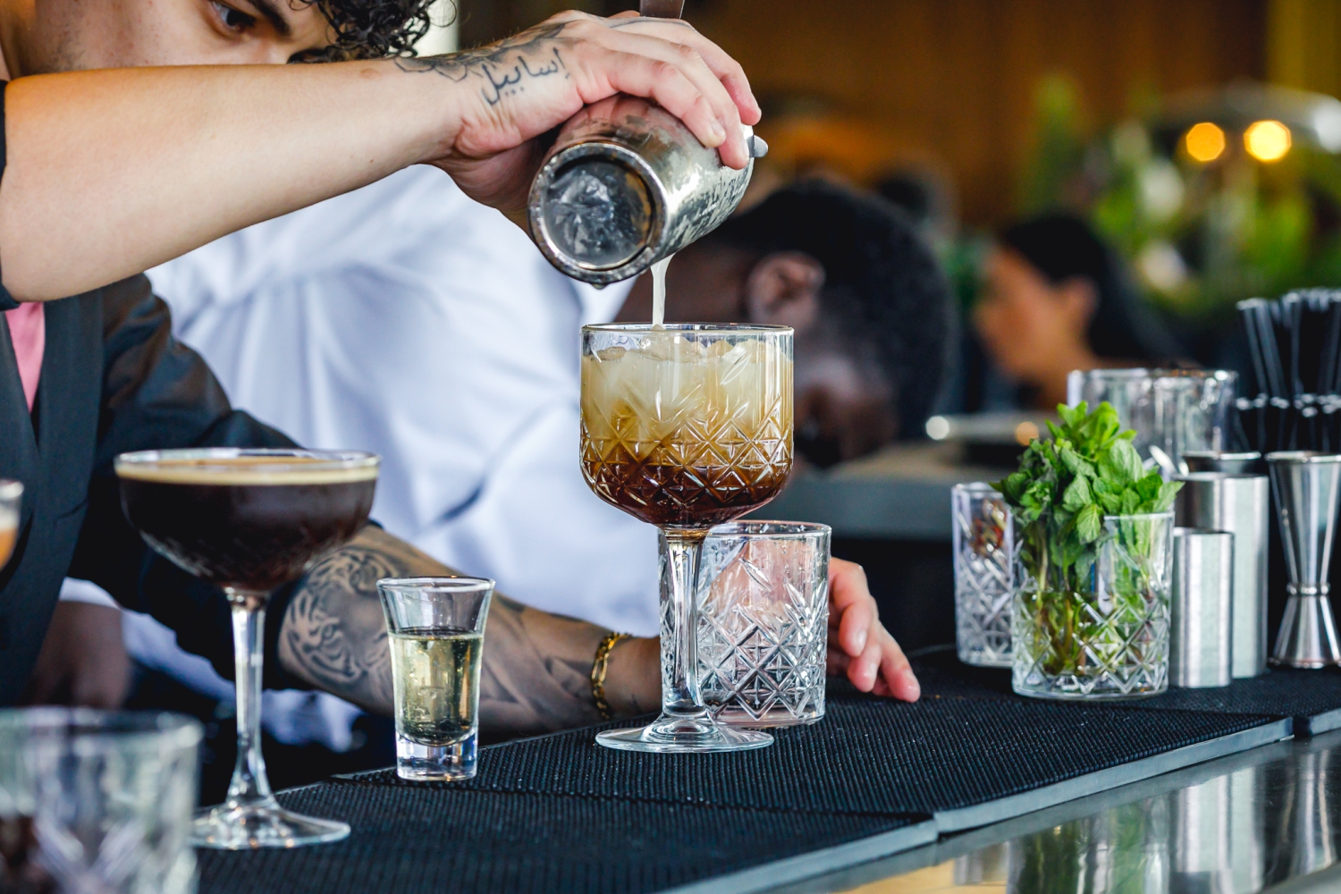 SINTILLATE Bottomless Brunch at Piazza Italiana