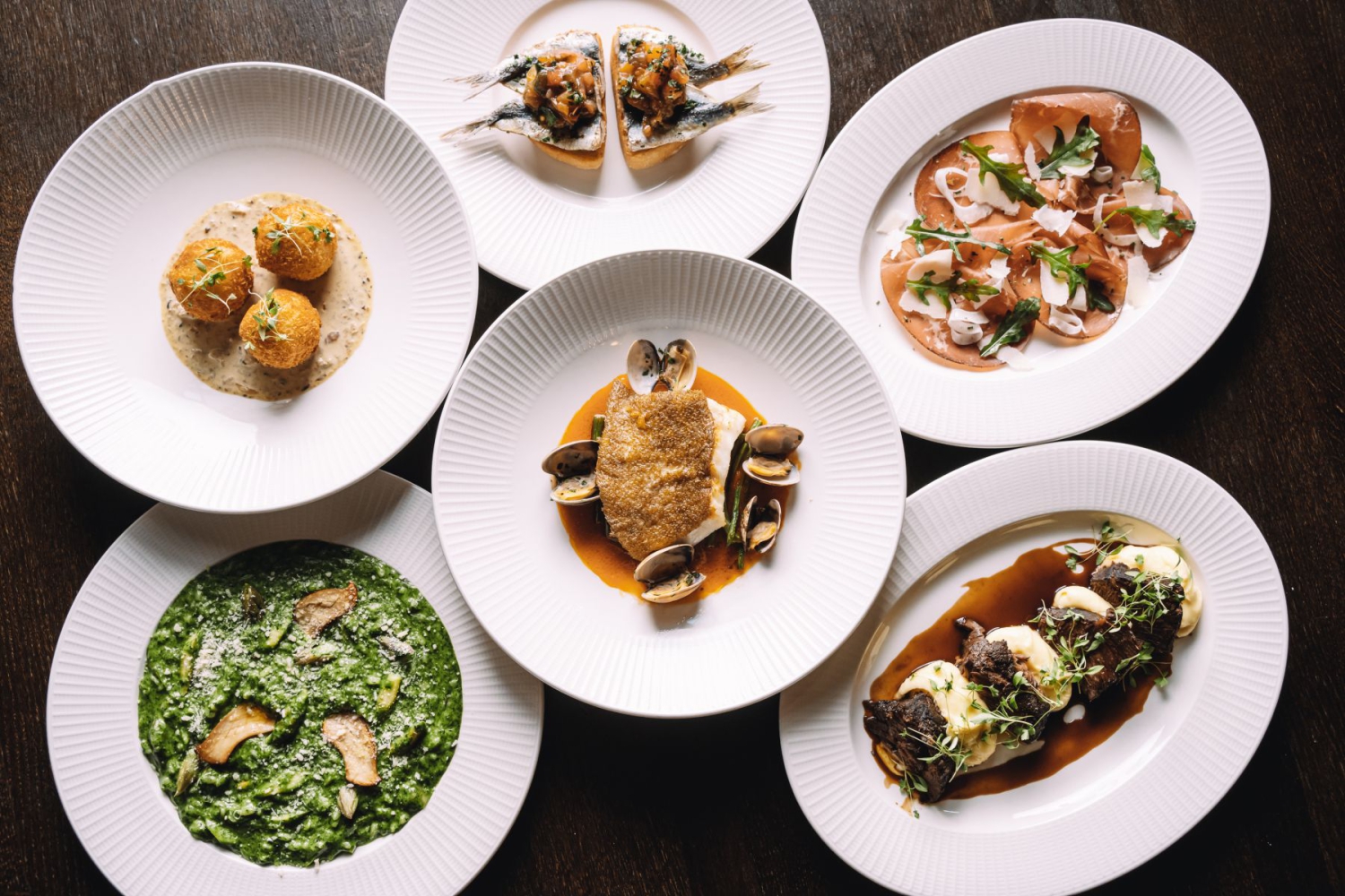 SINTILLATE Bottomless Brunch at Piazza Italiana