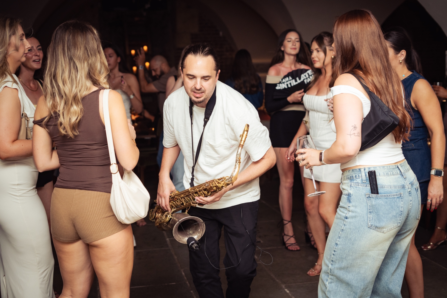 SINTILLATE Bottomless Brunch at Piazza Italiana