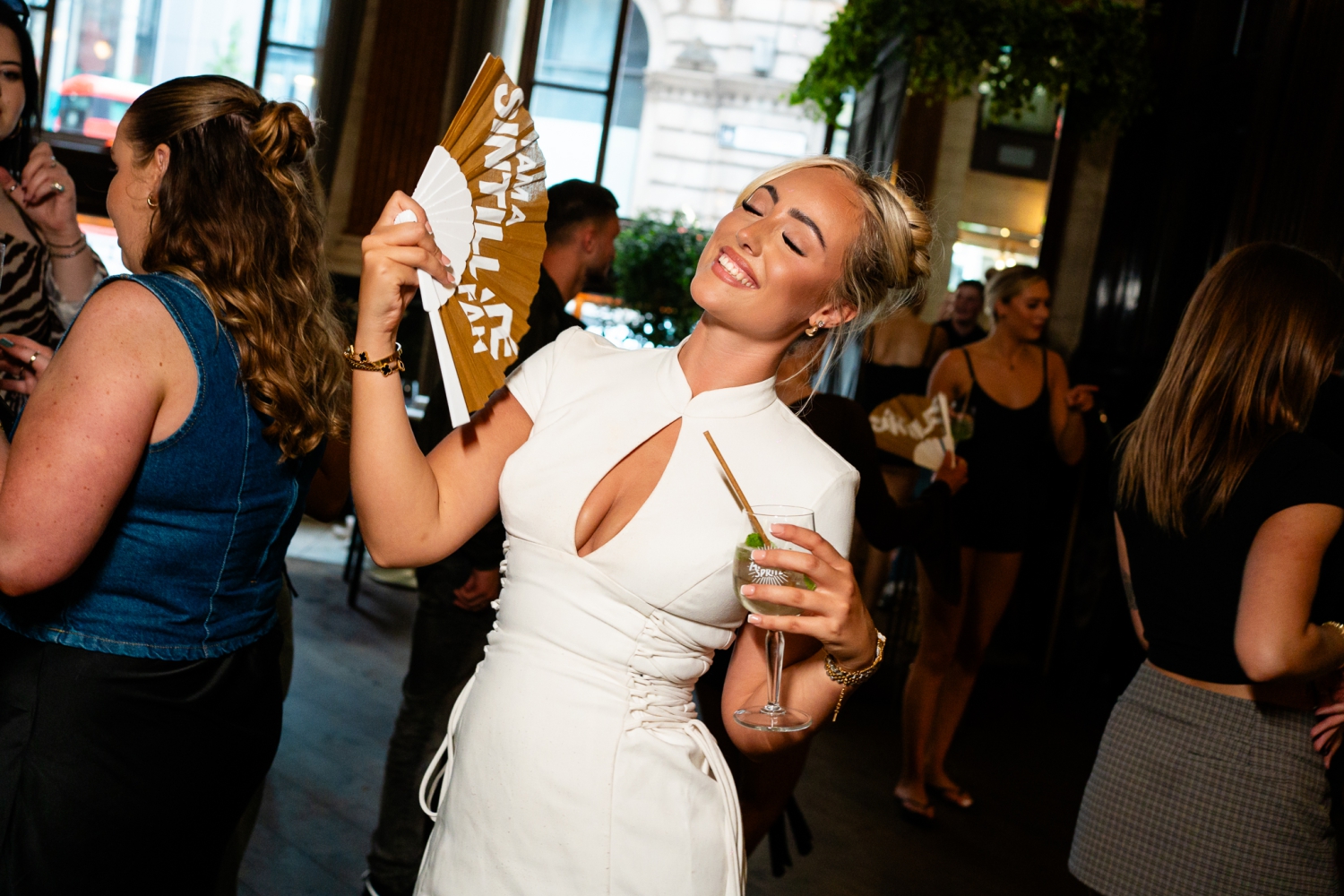 SINTILLATE Bottomless Brunch at Piazza Italiana