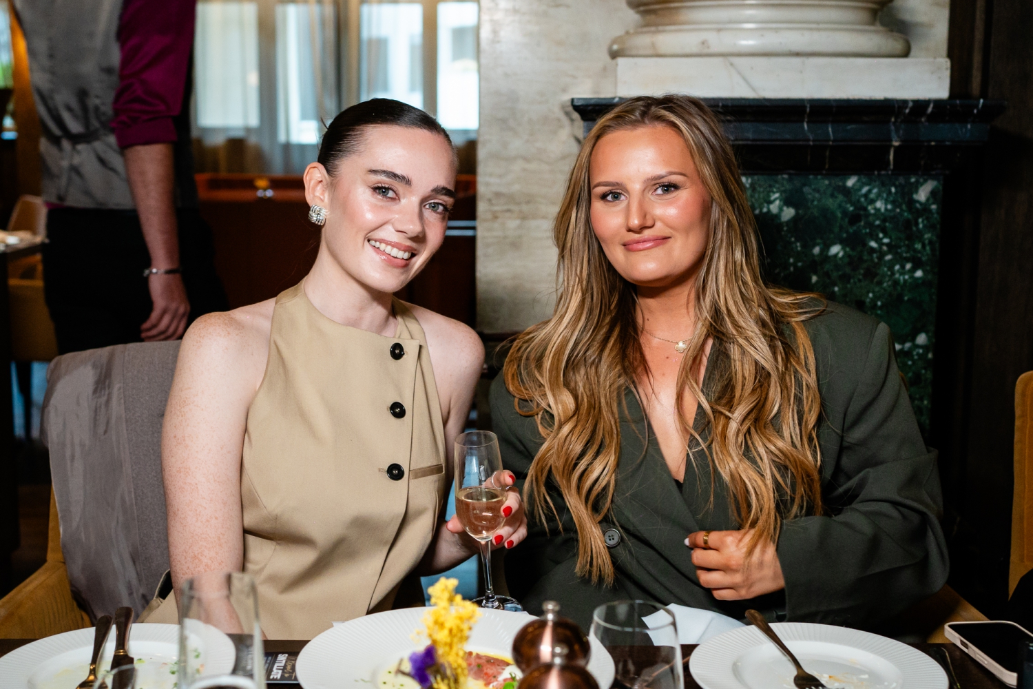 SINTILLATE Bottomless Brunch at Piazza Italiana