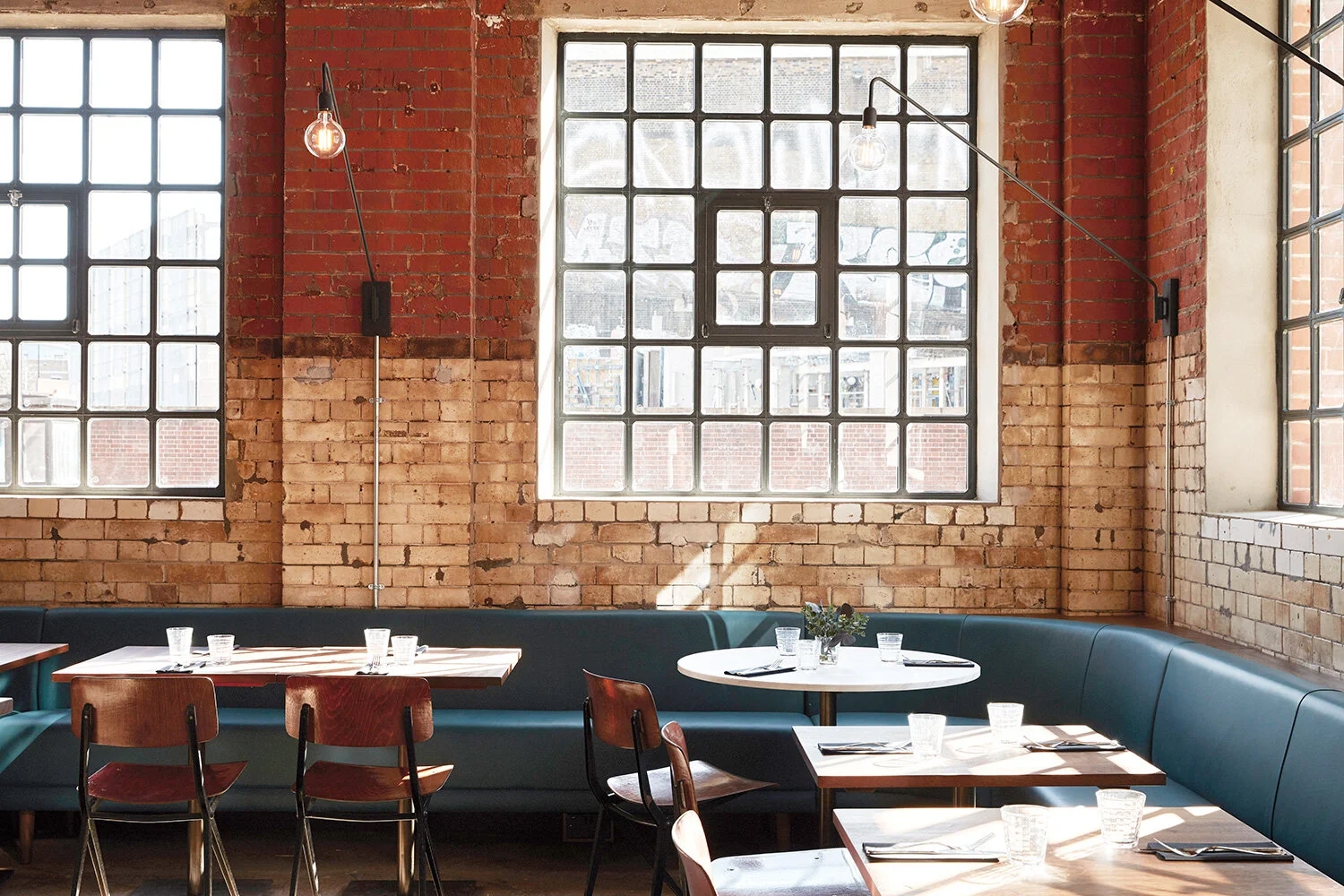 SINTILLATE Bottomless Brunch at The Light Bar