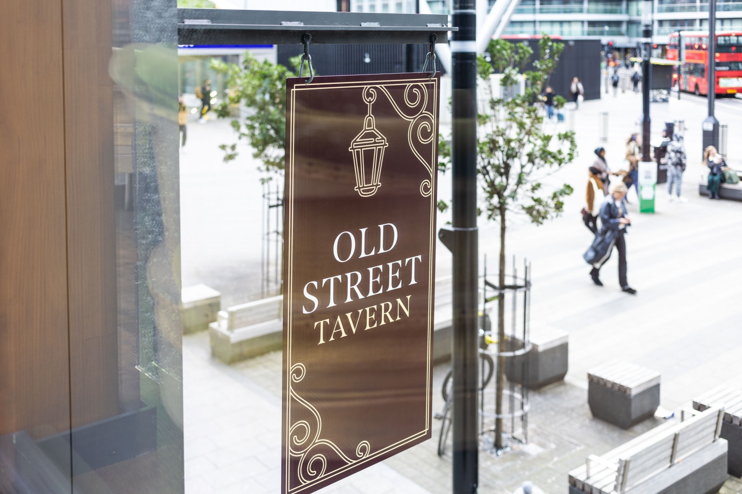 SINTILLATE Bottomless Party Brunch at Old Street Tavern