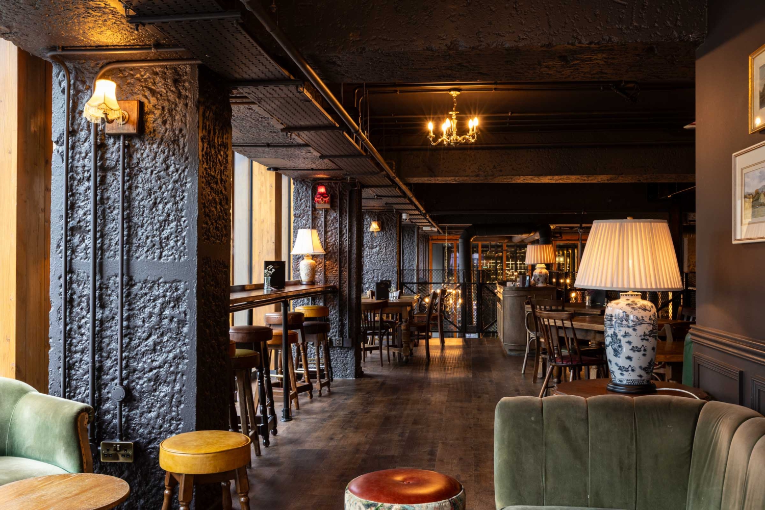 SINTILLATE Bottomless Party Brunch at Old Street Tavern