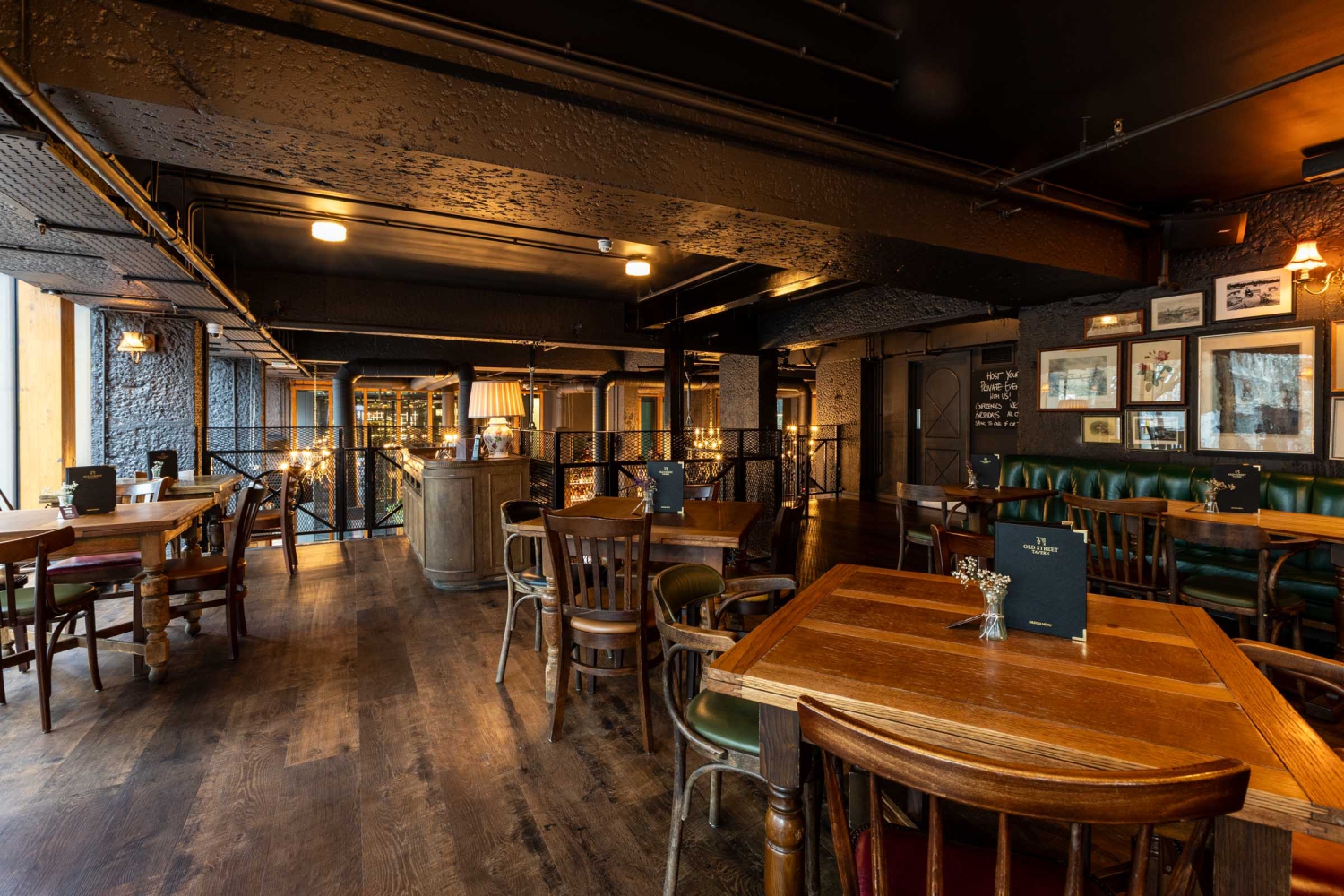 SINTILLATE Bottomless Party Brunch at Old Street Tavern