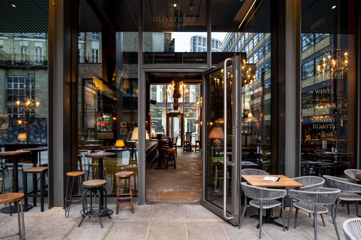 SINTILLATE Bottomless Party Brunch at Old Street Tavern