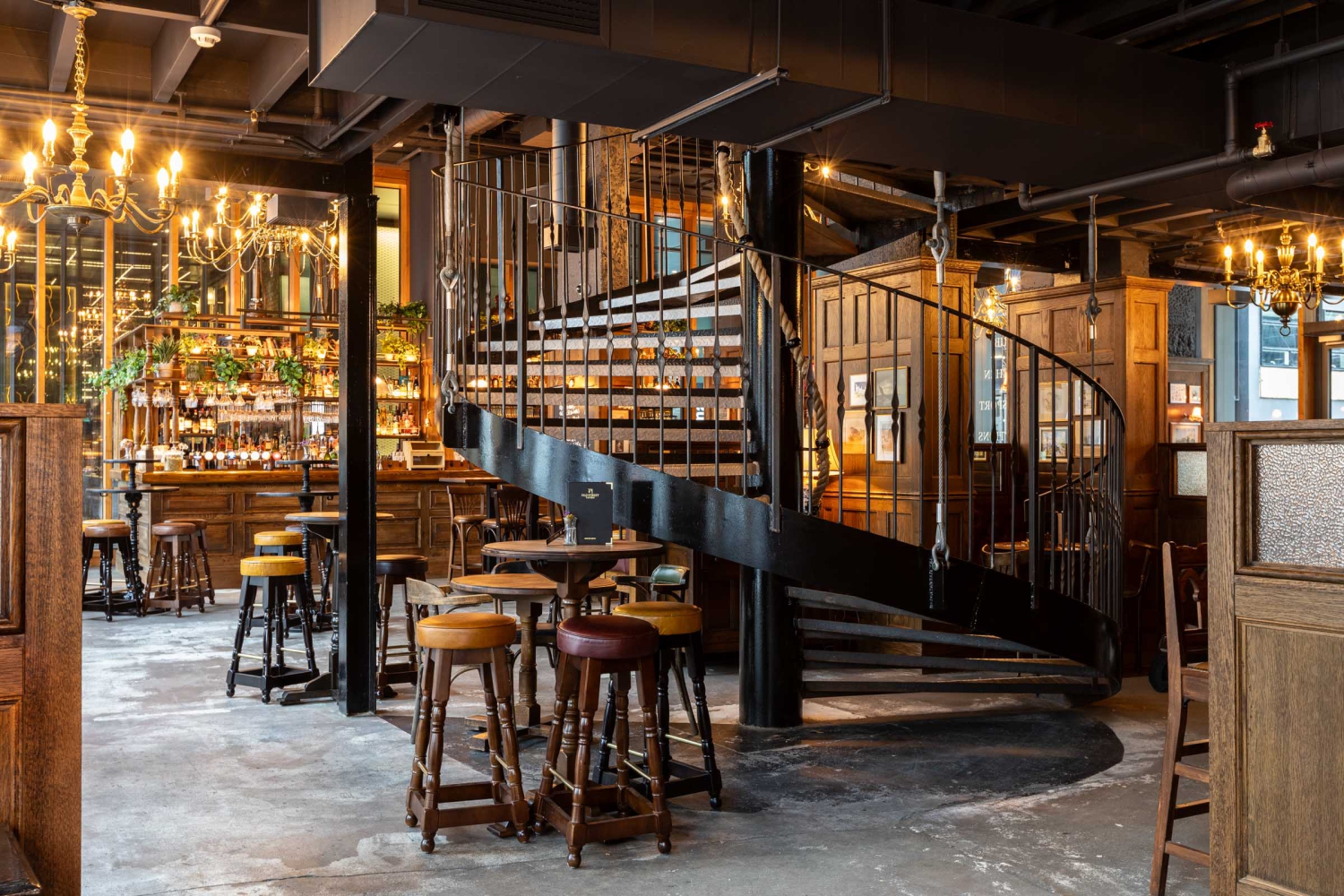 SINTILLATE Bottomless Party Brunch at Old Street Tavern