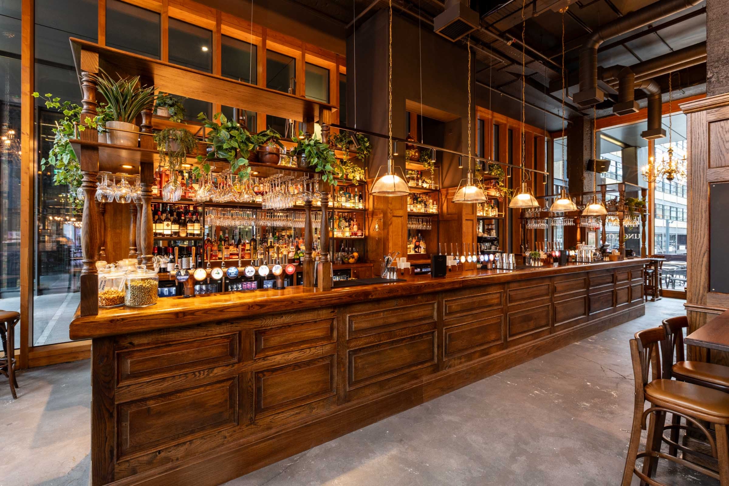 SINTILLATE Bottomless Party Brunch at Old Street Tavern