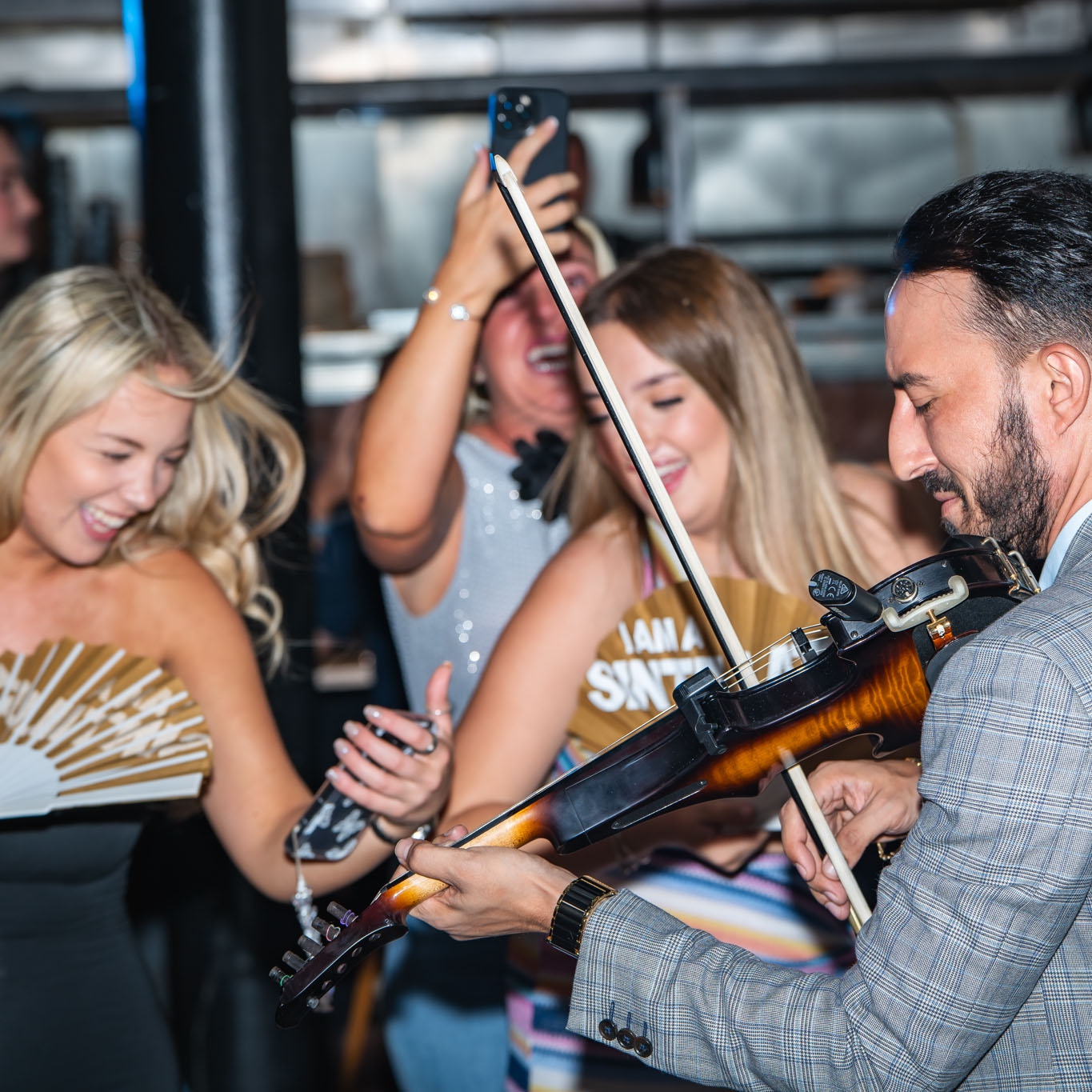 SINTILLATE Bottomless Party Brunch at Old Street Tavern