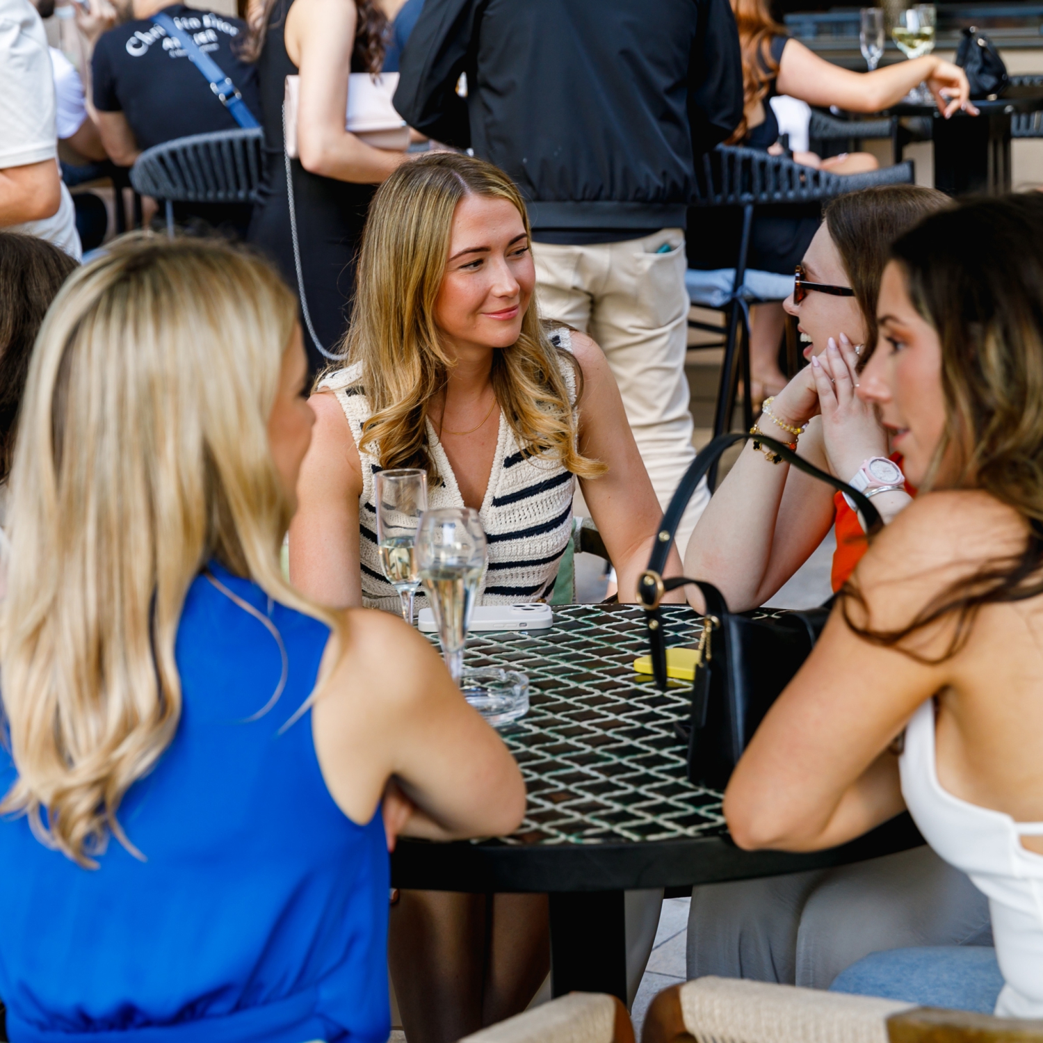 SINTILLATE Bottomless Party Brunch at Old Street Tavern