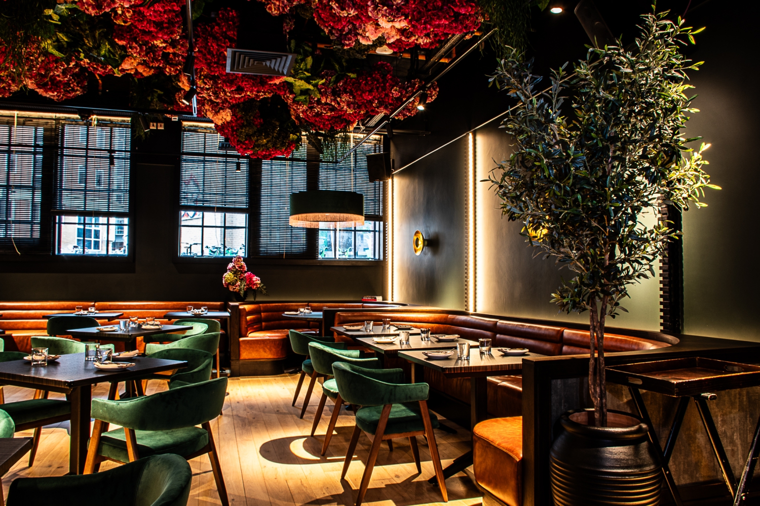 SINTILLATE Night Brunch at 45 Curtain Road