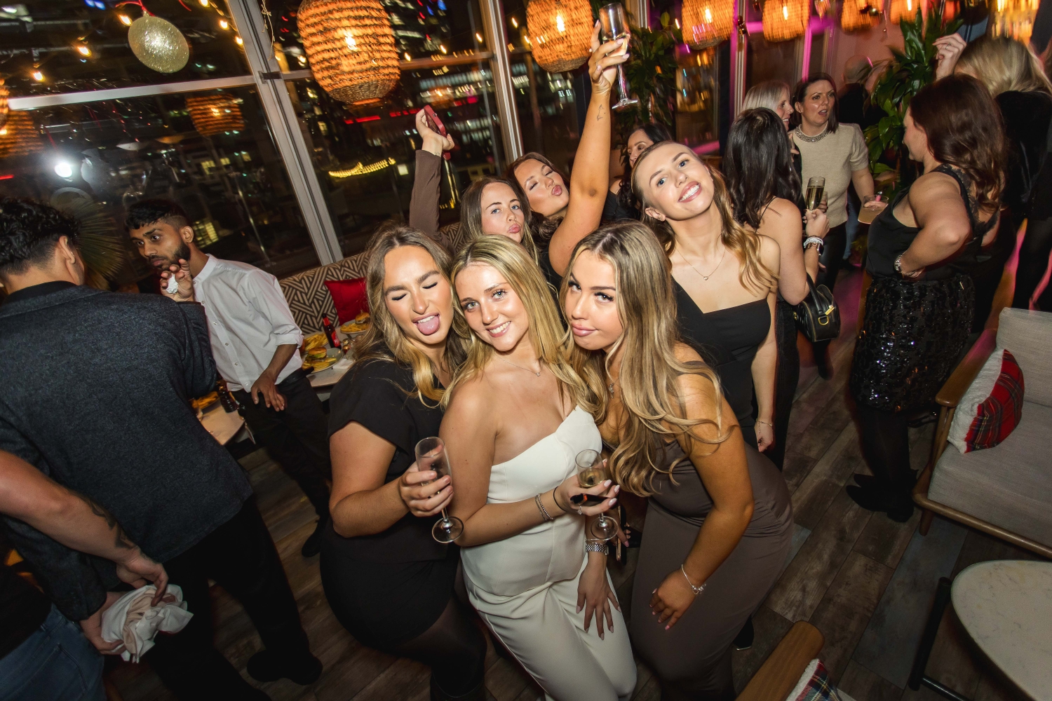 SINTILLATE Night Brunch at 45TH & 7TH