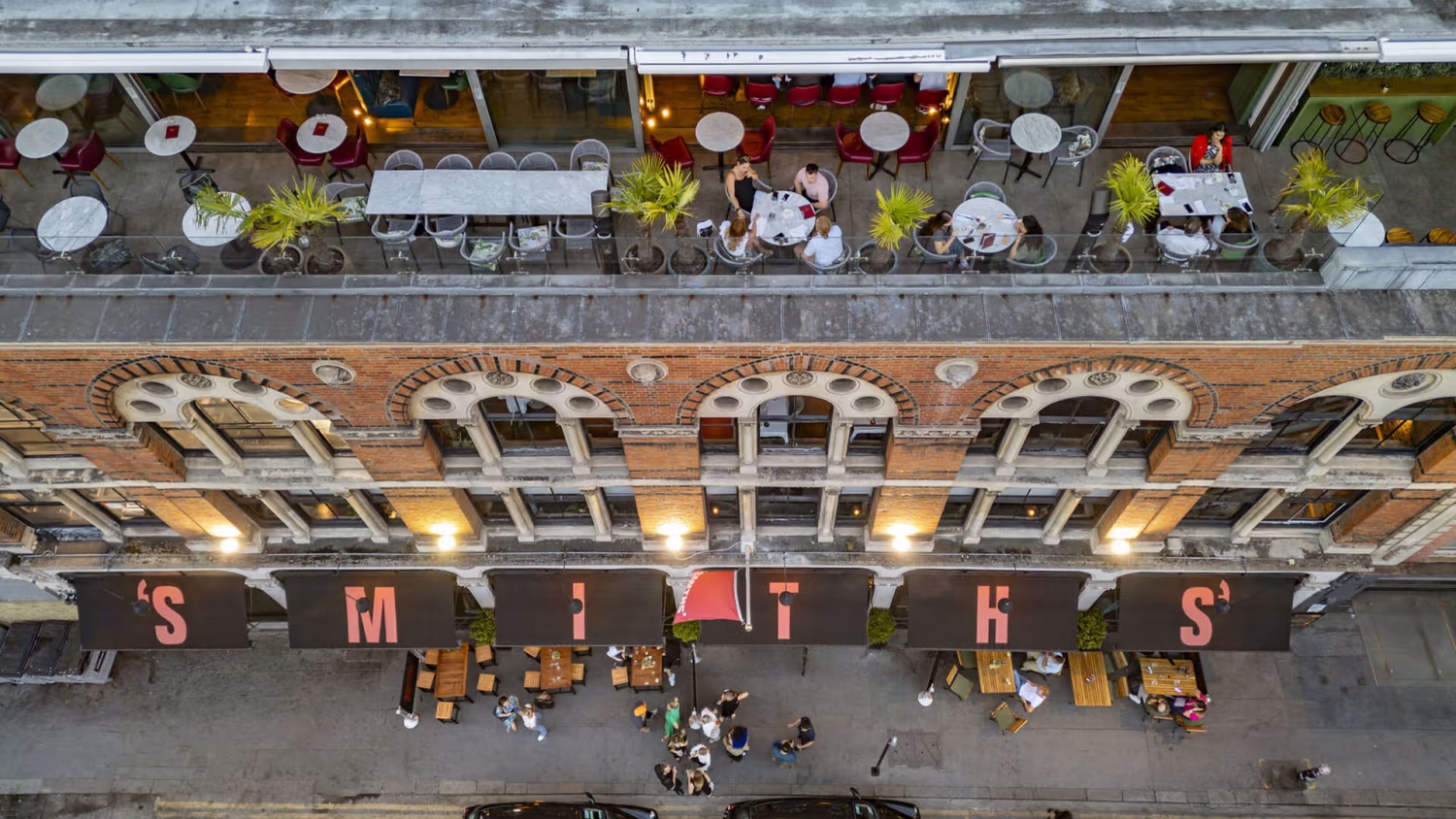 SINTILLATE Night Brunch at 'Smiths' of Smithfield