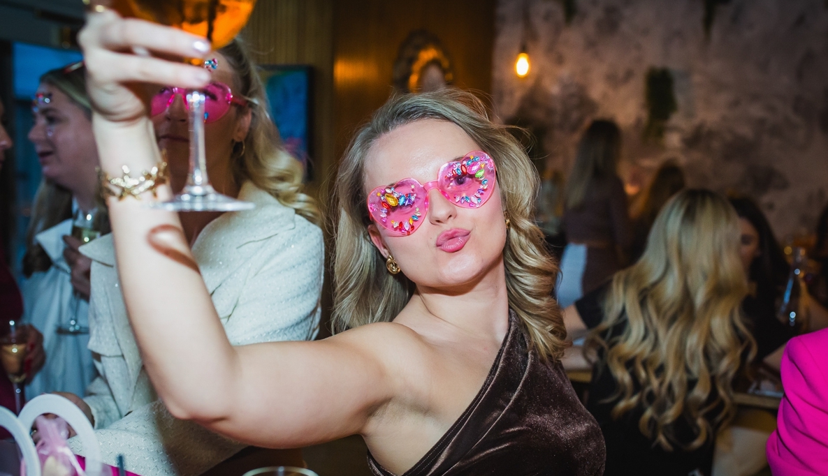 SINTILLATE NYE Bottomless Brunch at Fleets