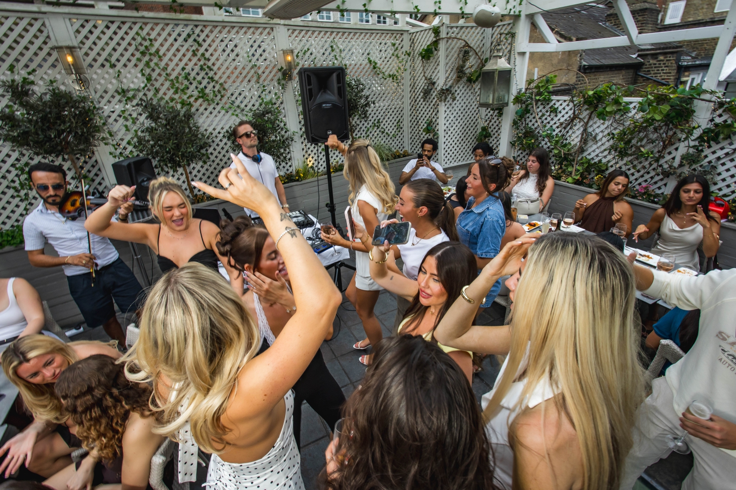 SINTILLATE Rooftop Brunch at Elysée